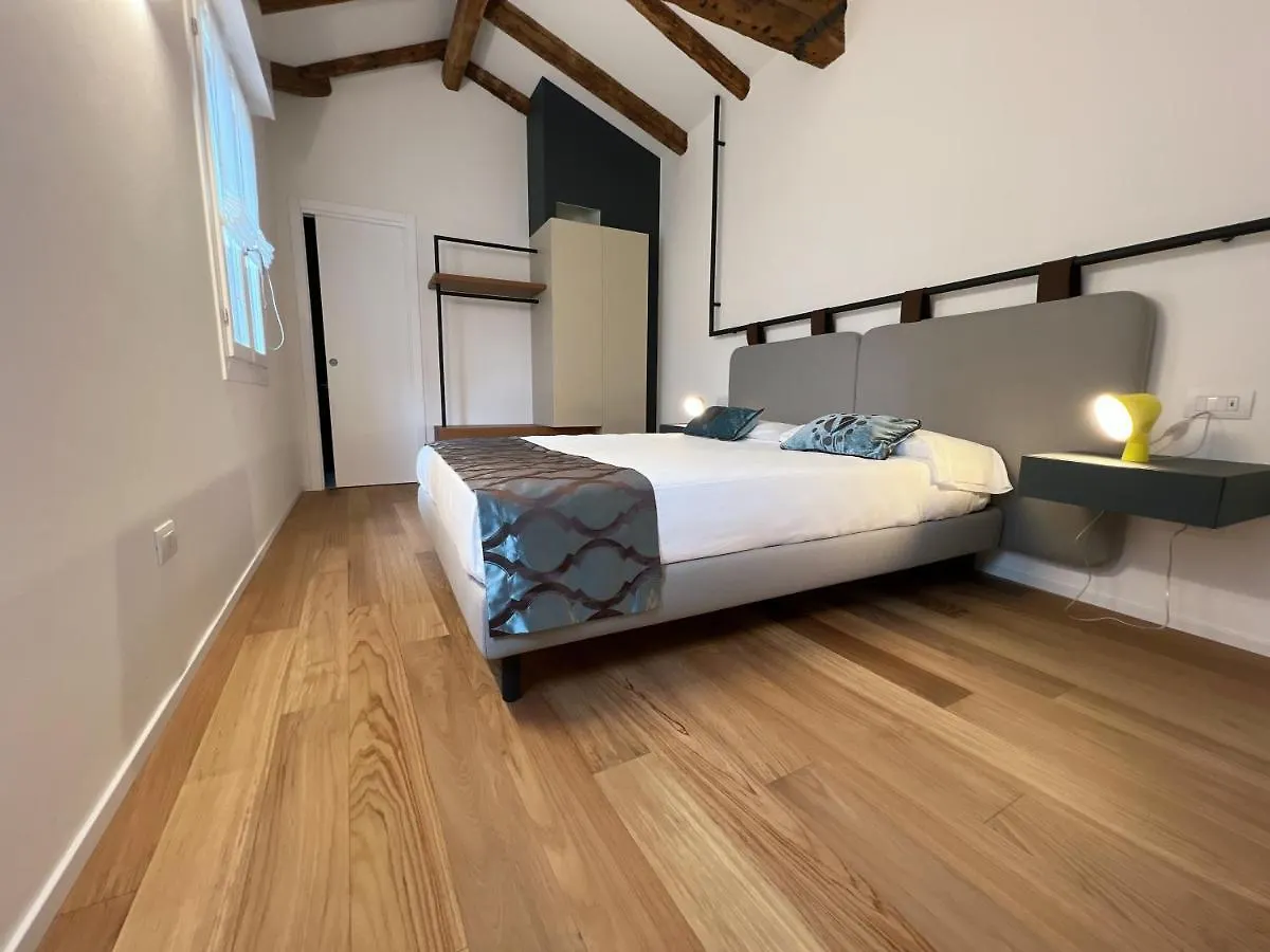 Attico Vivit 40 Apartment Mestre Italy
